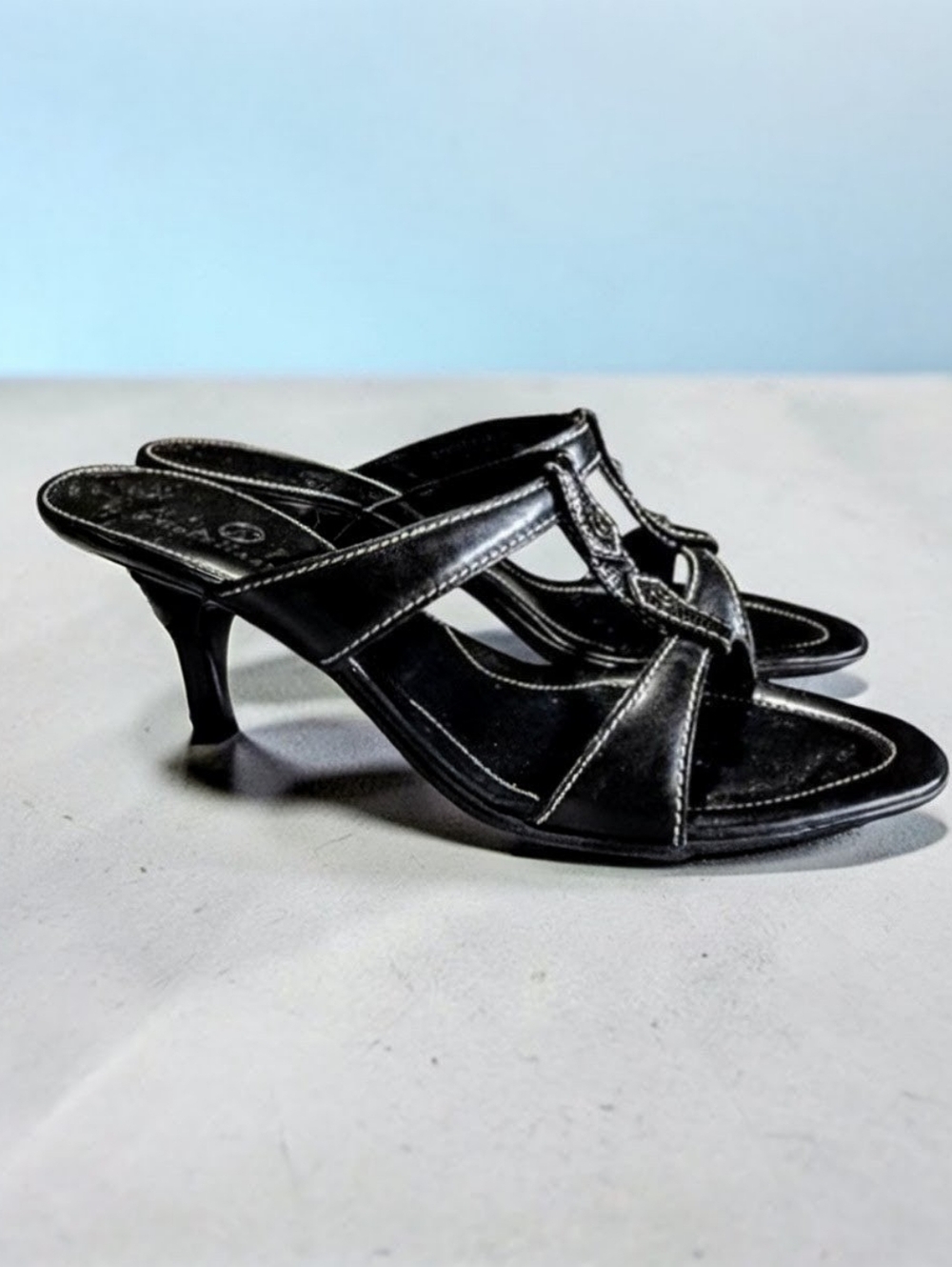 👠Cole Haan Black Strappy 3" Kitten Heels